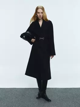 Пальто с поясом