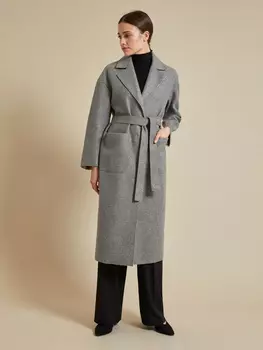 Пальто с поясом и накладными карманами