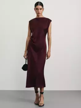 Платье миди приталенного кроя