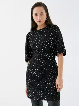 Платье с поясом