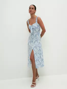 Платье с разрезом