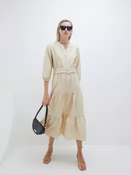 Платье с воланами