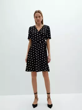 Платье с завязками