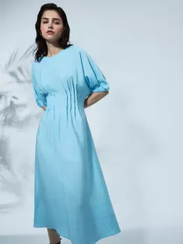 Платье со сборками