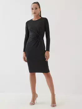 Платье со сборками на талии