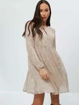 Платье-трапеция