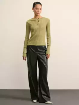 Прямые брюки из искусственной кожи