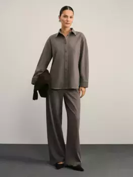 Прямые брюки с эластичным поясом
