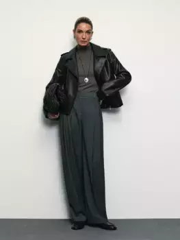 Прямые брюки с вискозой в составе