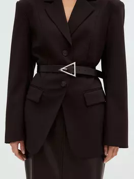 Ремень с треугольной пряжкой