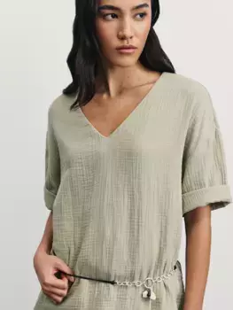 Рубашка из муслина с V-образным вырезом