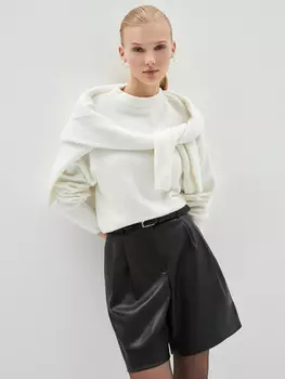 Шорты из искусственной кожи