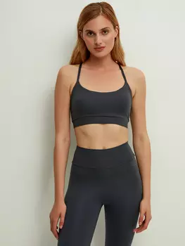 Спортивный топ