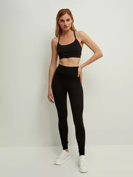 Спортивный топ