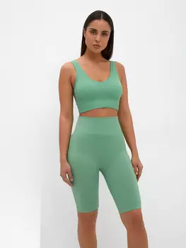 Спортивный топ