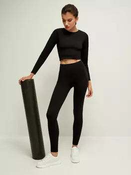 Спортивный топ