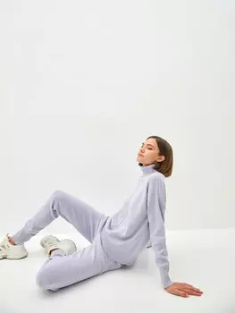 Свитер из вискозы