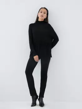 Свитер с манжетами