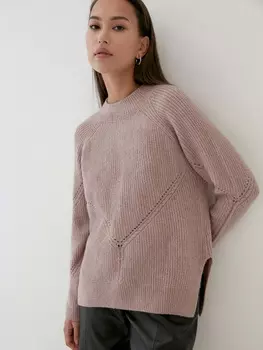 Свитер с разрезами по бокам