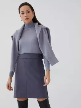 Свитер с разрезами по бокам