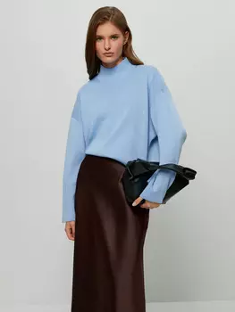 Свитер с широким рукавом