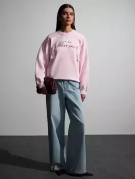 Свитшот с вышивкой