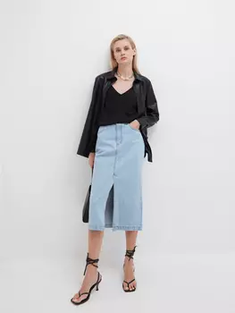 Топ с вырезом