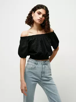 Топ со спущенными плечами