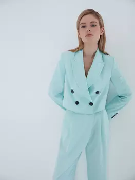 Укороченный жакет