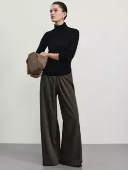 Водолазка из модала со швом