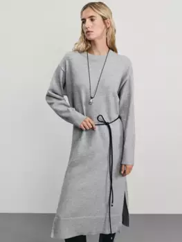 Вязаное платье макси прямого кроя