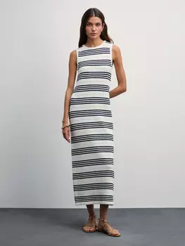 Вязаное платье макси в полоску