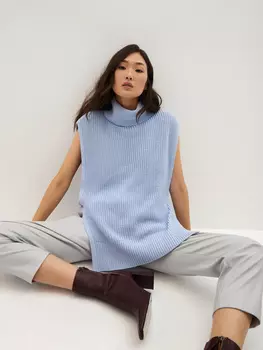 Вязаный жилет