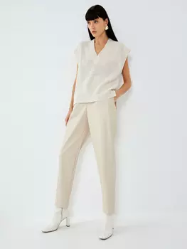 Вязаный жилет