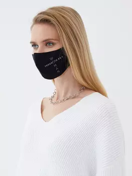 Защитная маска «Proud to be a woman»