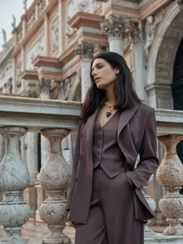 Жилет из вискозы