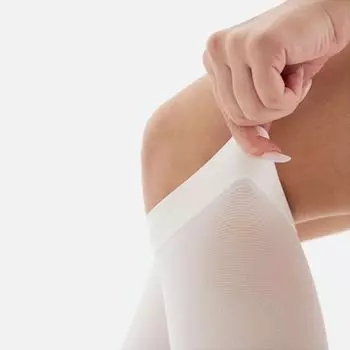 Чулки компресс. противоэмболические до колена 1A100 класс компрессии 1 белый Venoteks/Венотекс р.XL