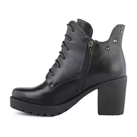 Ботинки INSTREET