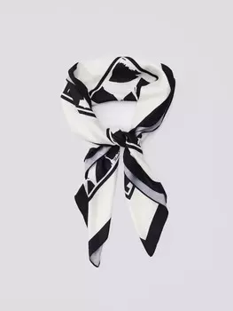 Атласный платок с рисунком