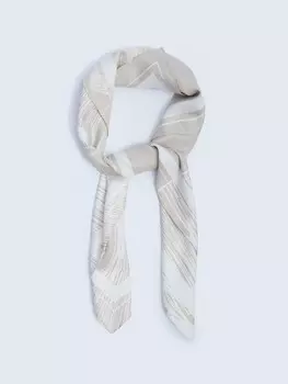 Атласный платок с рисунком