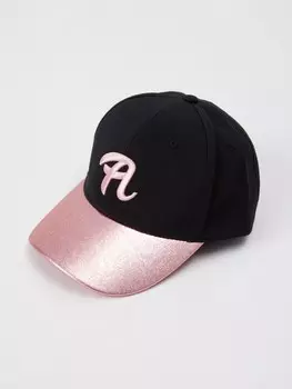 Бейсболка с полукруглым козырьком