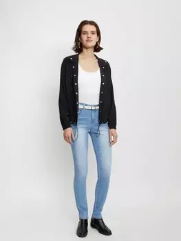 Блузка с длинными рукавами