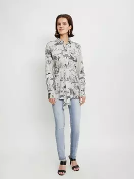 Блузка с длинными рукавами