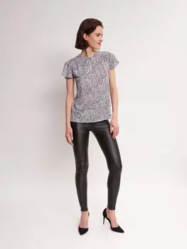 Блузка с короткими рукавами