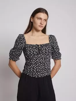 Блузка с короткими рукавами