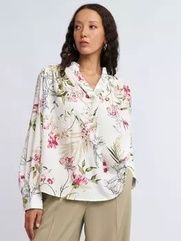 Блузка с вырезом и цветочным принтом