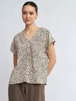 Блузка с вырезом и коротким рукавом