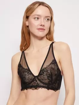 Бюстгальтер с мягкими чашками