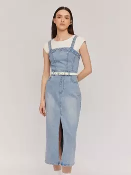 Джинсовый сарафан с разрезом спереди