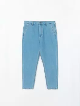 Джинсы фасона Carrot